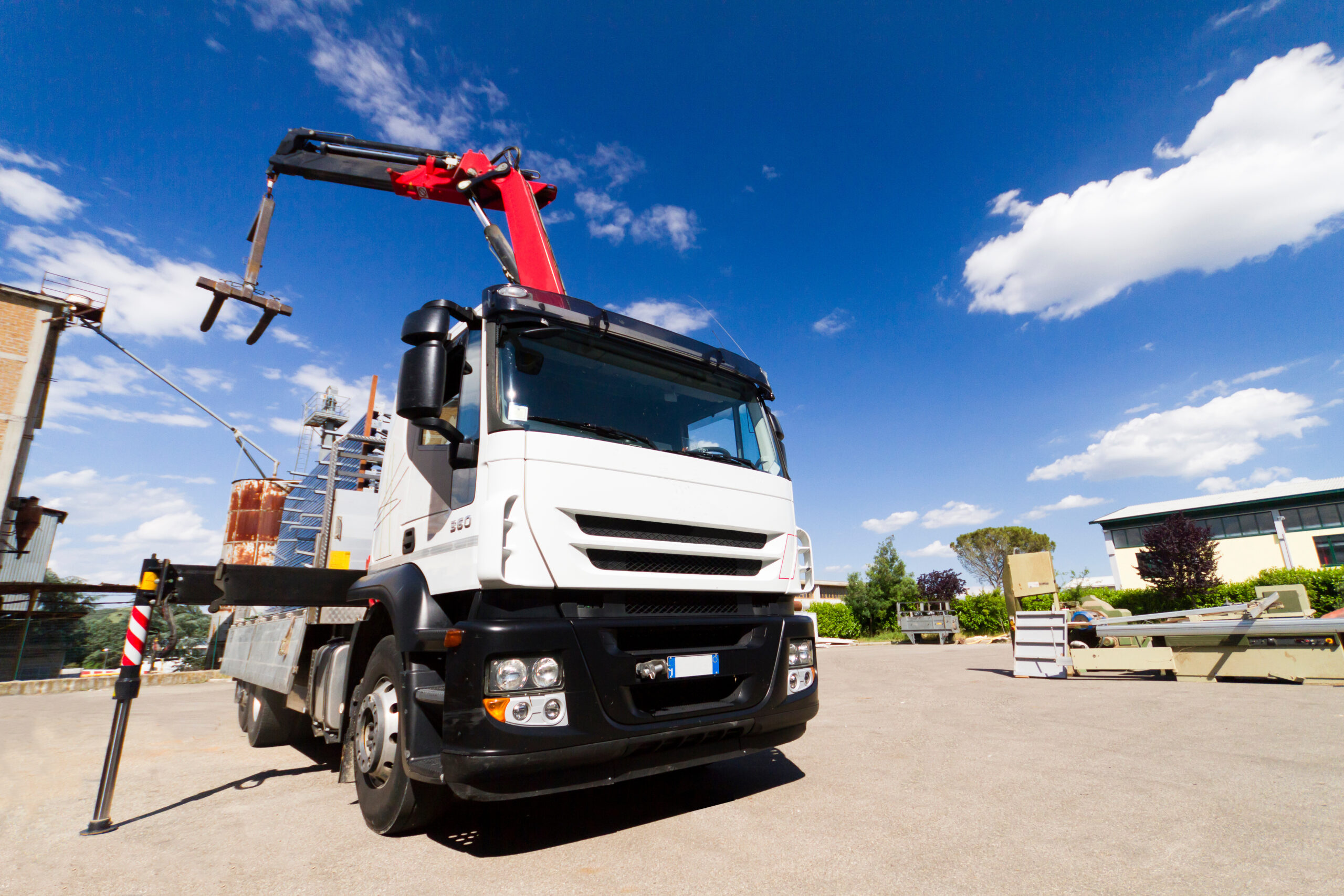 Camion con gru Camion con gru